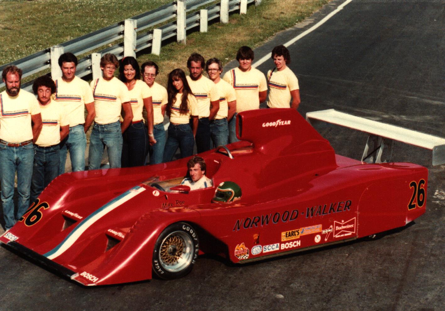 vds-lola-racing-team-1983.jpg